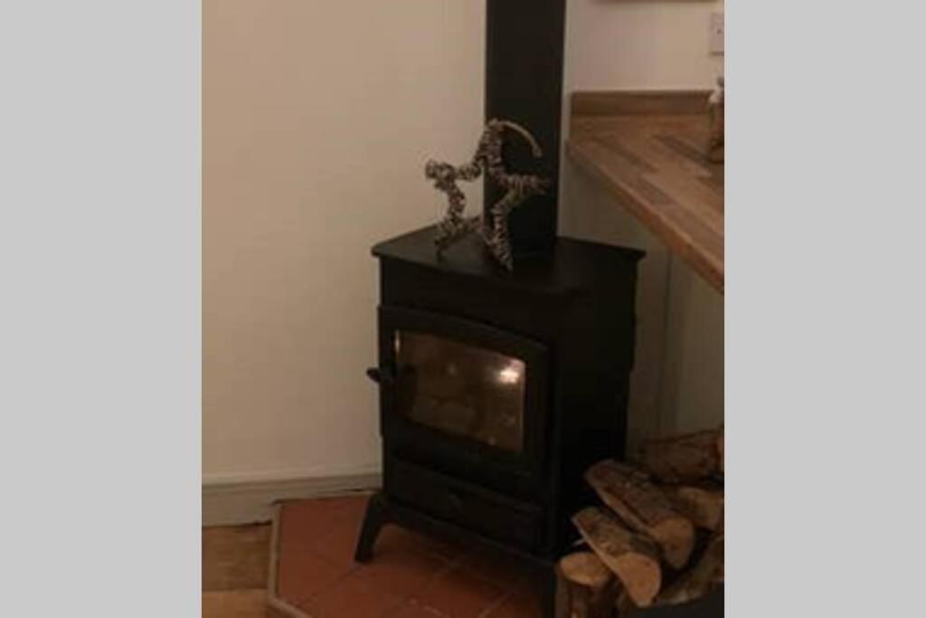 Stunning Barn Private Hot Tub Malvern & Worcester Sleeps 6 المظهر الخارجي الصورة